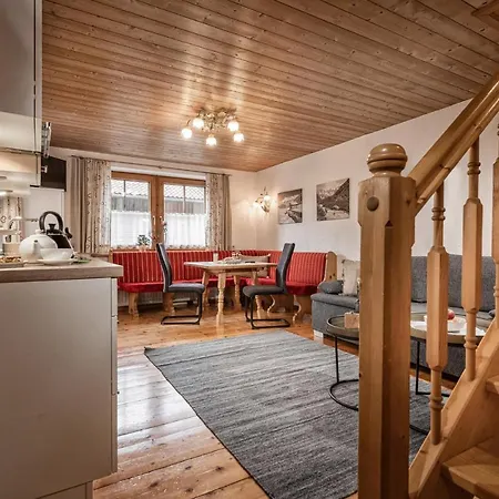 Apartament Zillertaler Hofchalets Schustererhof *