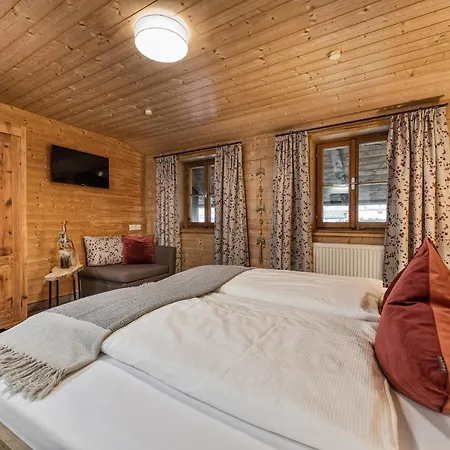 아파트 Zillertaler Hofchalets Schustererhof