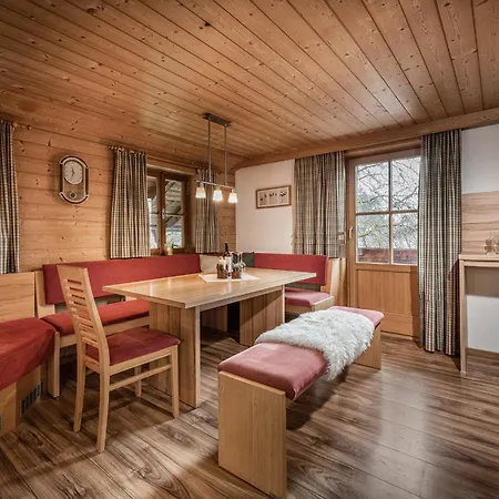 Zillertaler Hofchalets Schustererhof Lejlighed