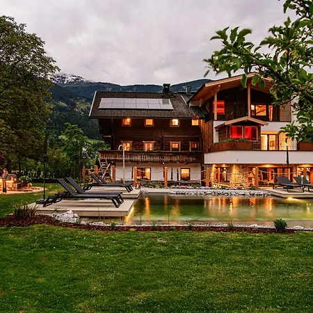 Zillertaler Hofchalets Schustererhof * Stumm