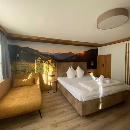 아파트 Zillertaler Hofchalets Schustererhof 스텀