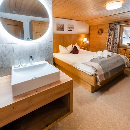 아파트 Zillertaler Hofchalets Schustererhof *