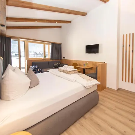 Zillertaler Hofchalets Schustererhof Διαμέρισμα Stumm